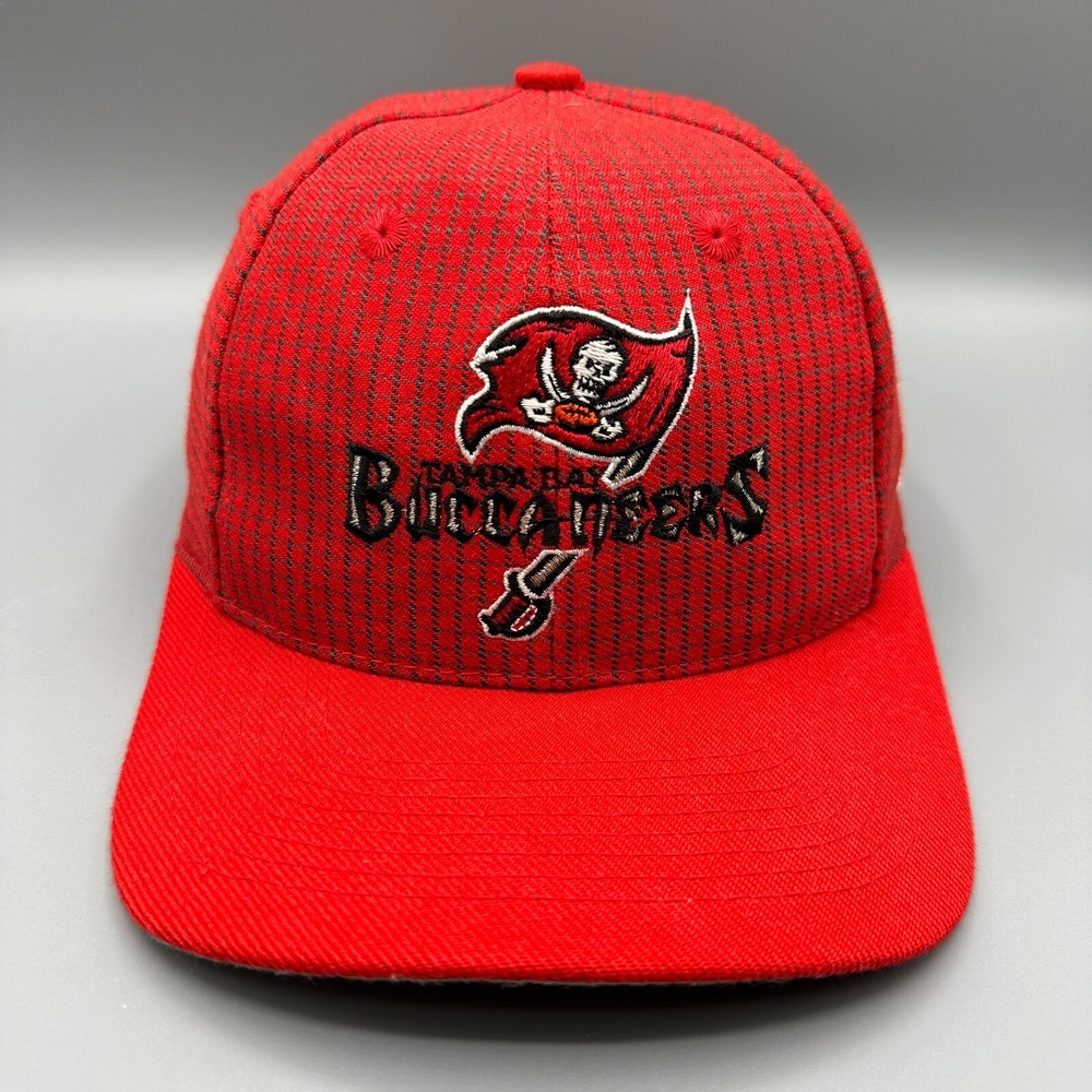 VTG Tampa Bay Buccaneers Hat Logo Athletic NFL Pro Line Red Adjustable Cap